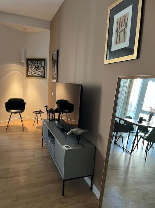 Lml Housing The Place To Be In ローマ エクステリア 写真