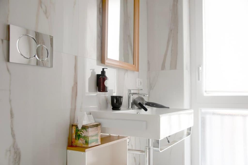 Lml Housing The Place To Be In ローマ エクステリア 写真